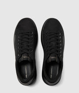 Kapri Signia shine sneakers