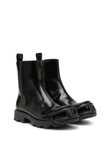 D-Hammer-Leather Chelsea boots with Oval D toe caps