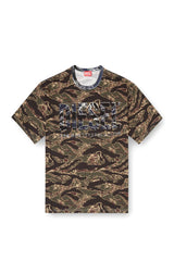 Camo T-shirt with camo logo