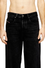 Relaxed Jeans - 2001 D-Macro