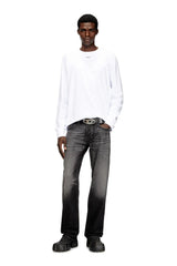 Long-sleeve T-shirt with metal logo
